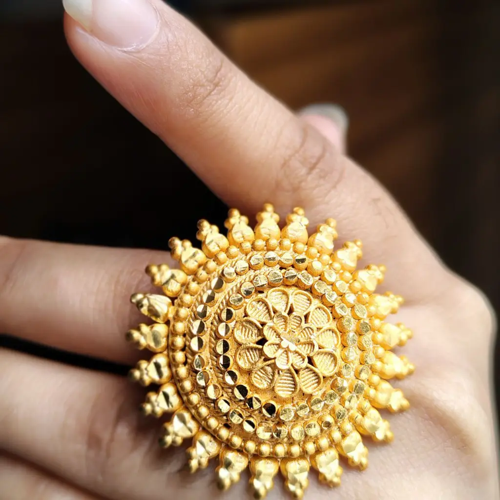 Royal Antique Sunflower Ring 1.webp